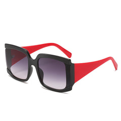 Chic Square Frame Sunglasses for Trendsetters