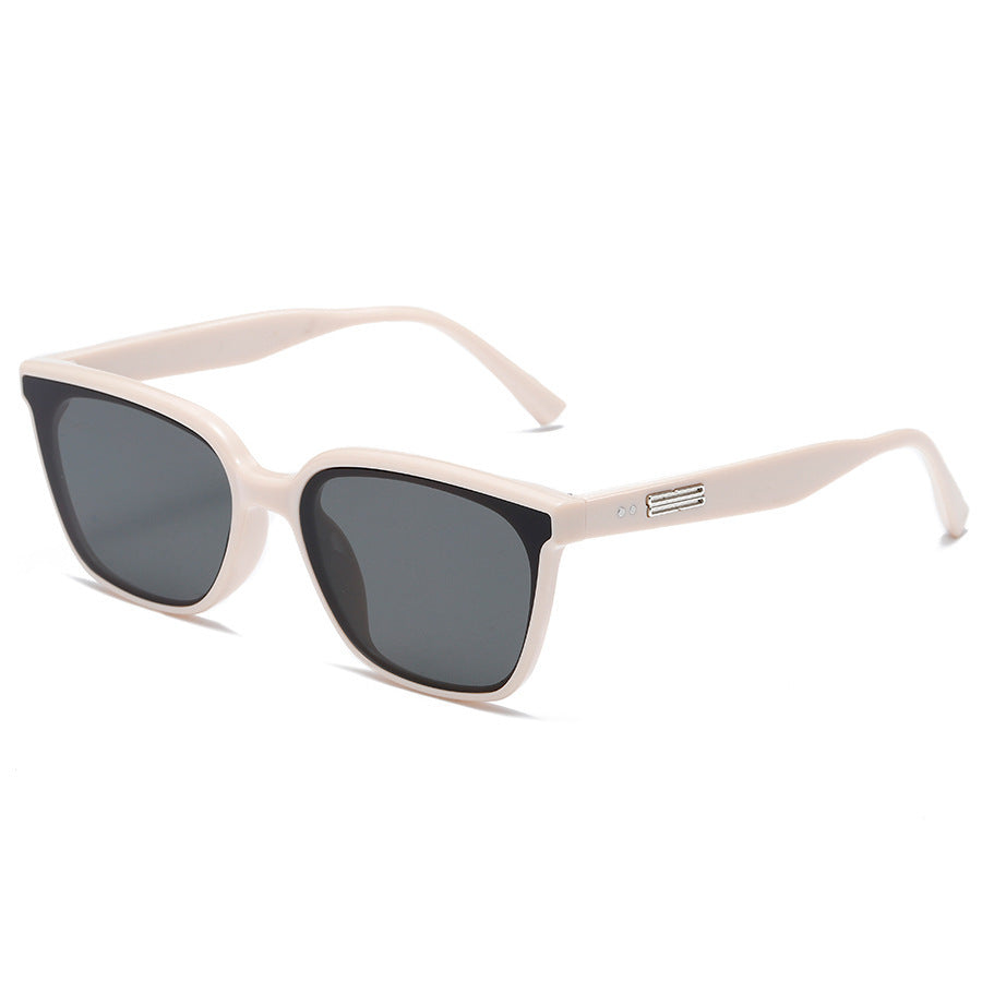 Chic Retro Small Frame Sunglasses for Women